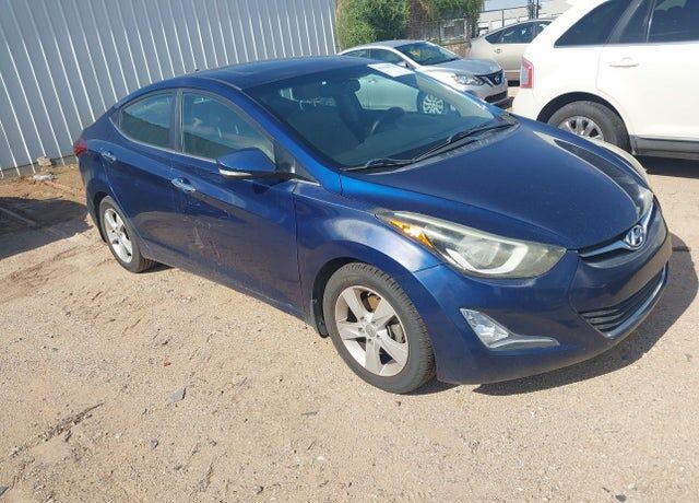 2016 HYUNDAI Elantra
