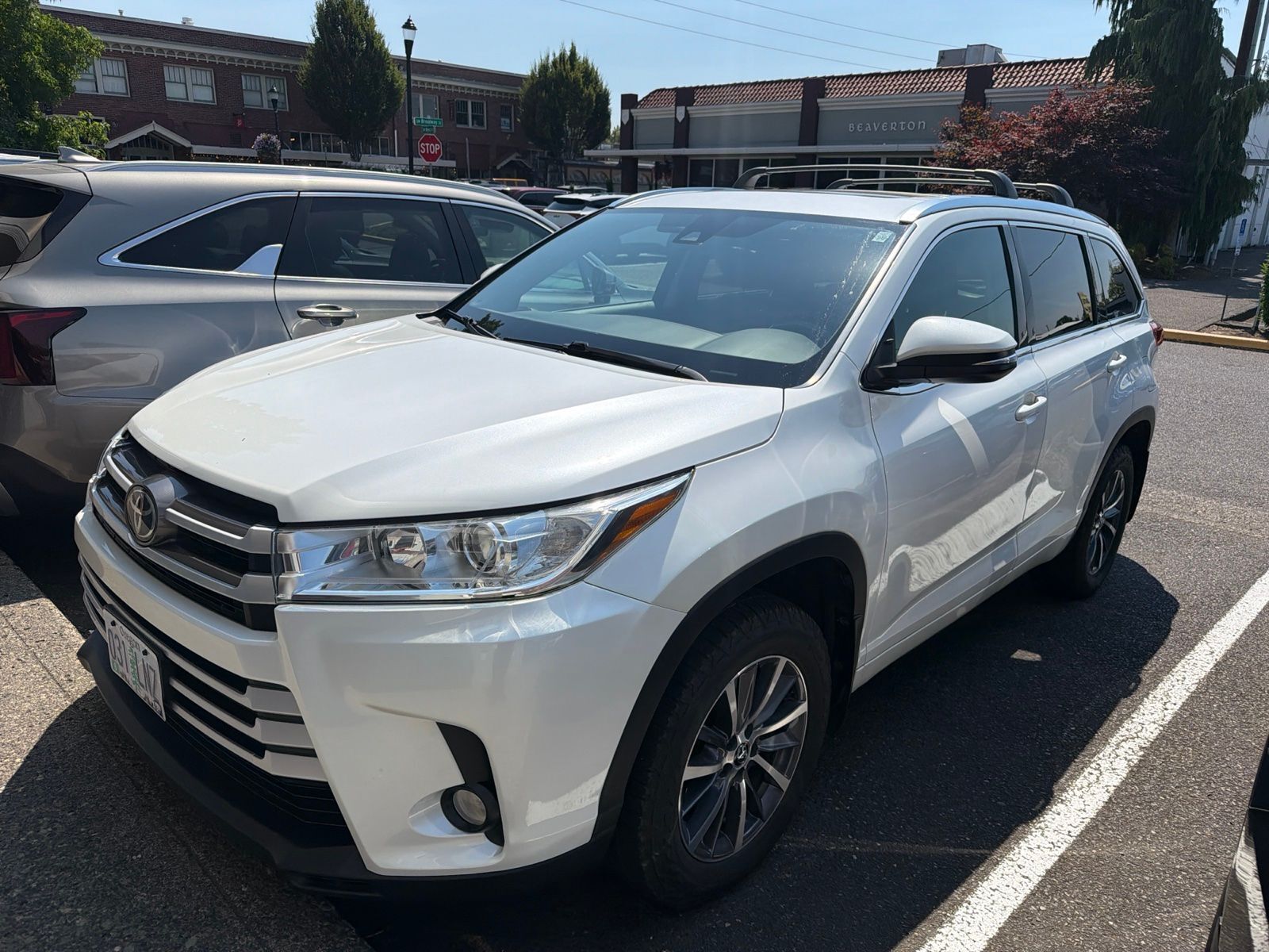 2017 TOYOTA Highlander