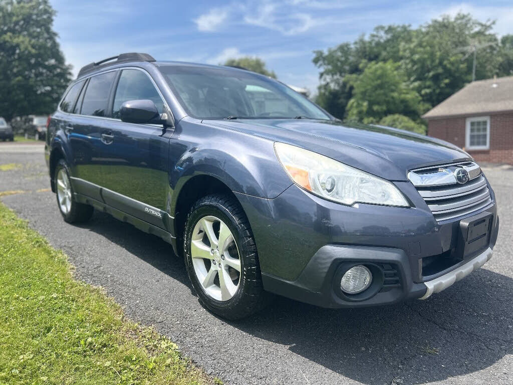 2014 SUBARU Outback