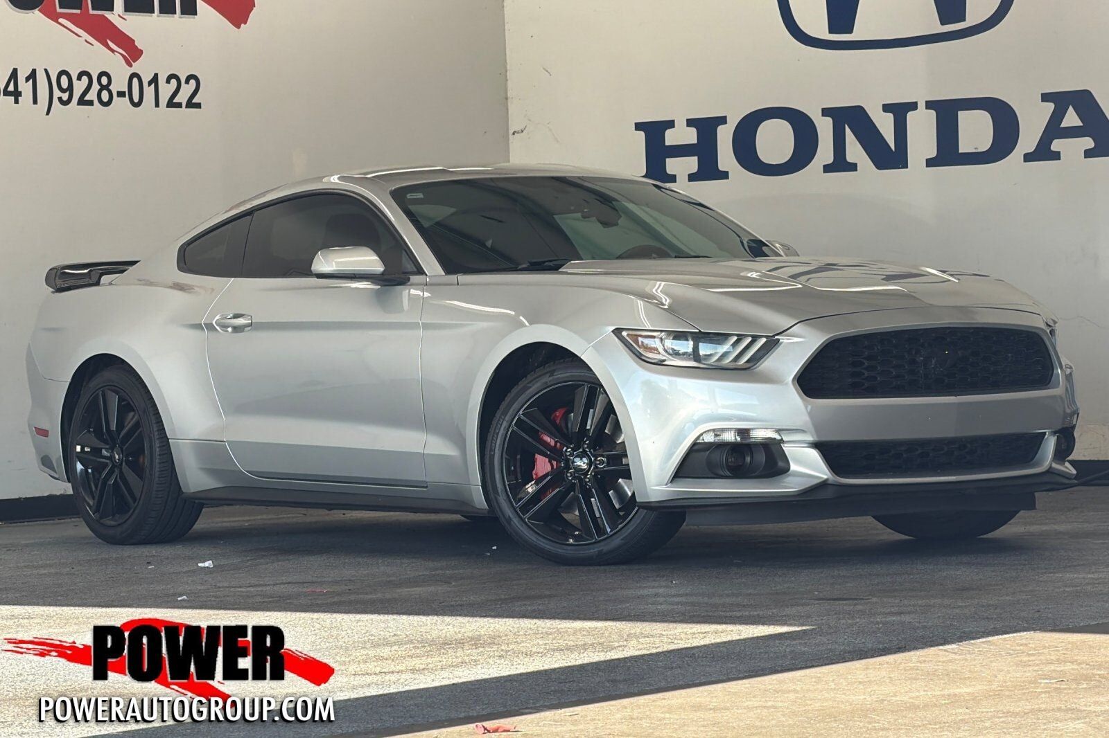 2016 FORD Mustang