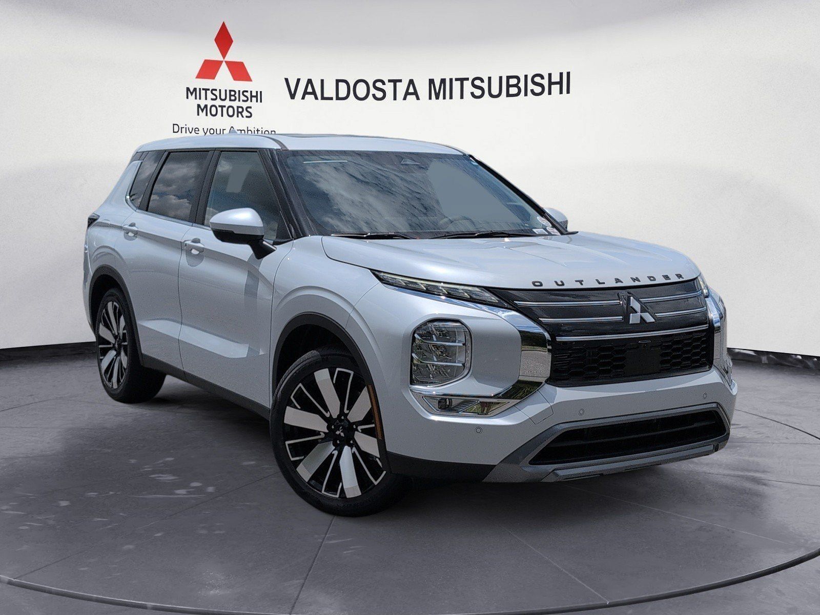 2026 MITSUBISHI Outlander