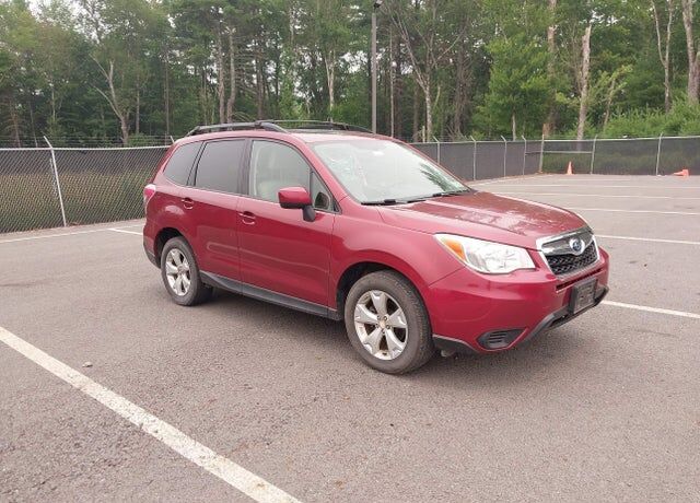 2015 SUBARU Forester