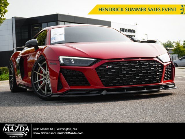 2020 AUDI R8