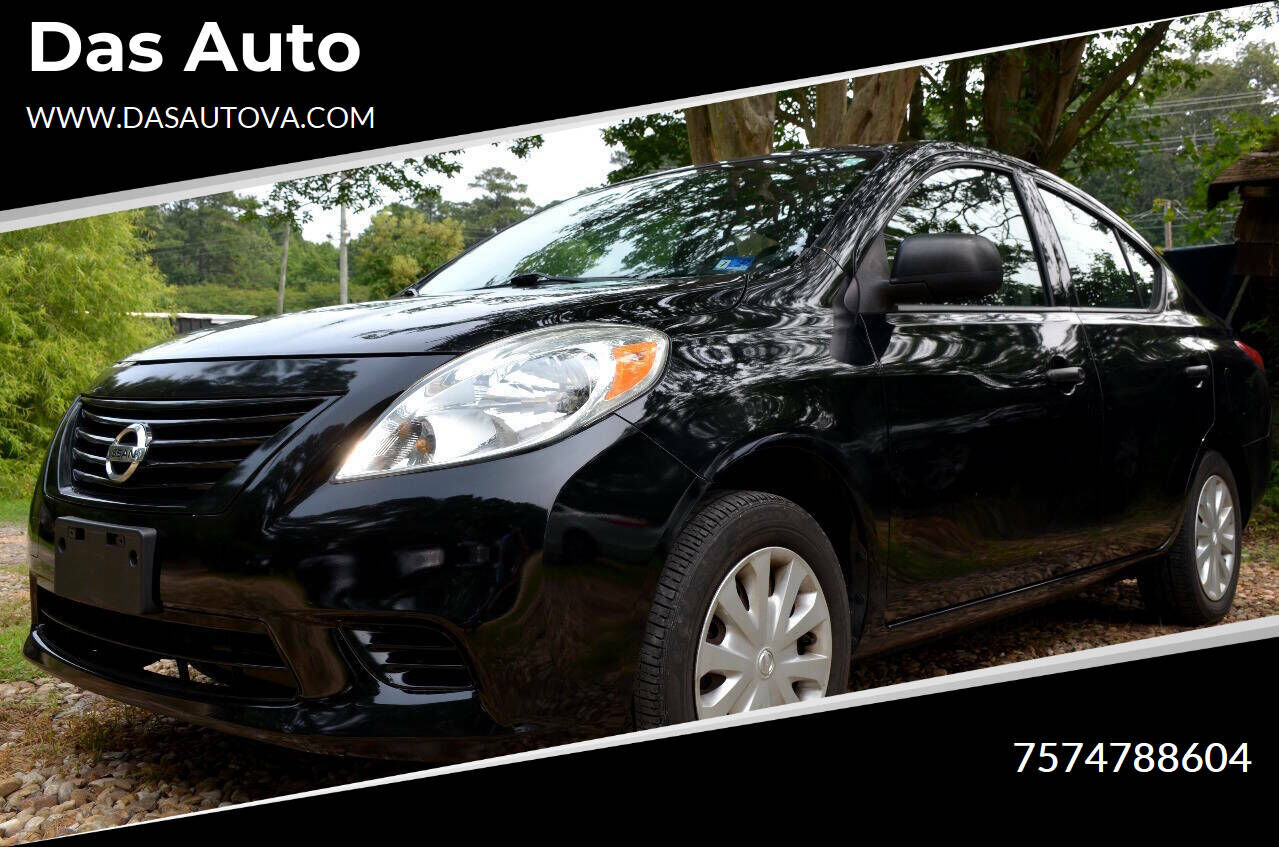 2012 NISSAN Versa