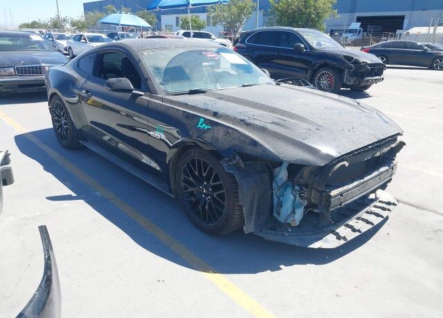 2017 FORD Mustang