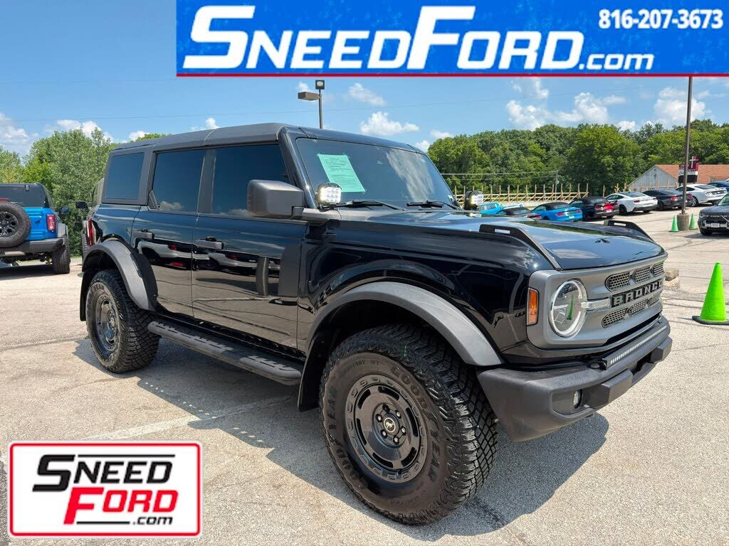 2024 FORD Bronco