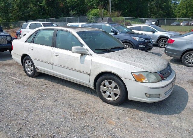 2002 TOYOTA Avalon