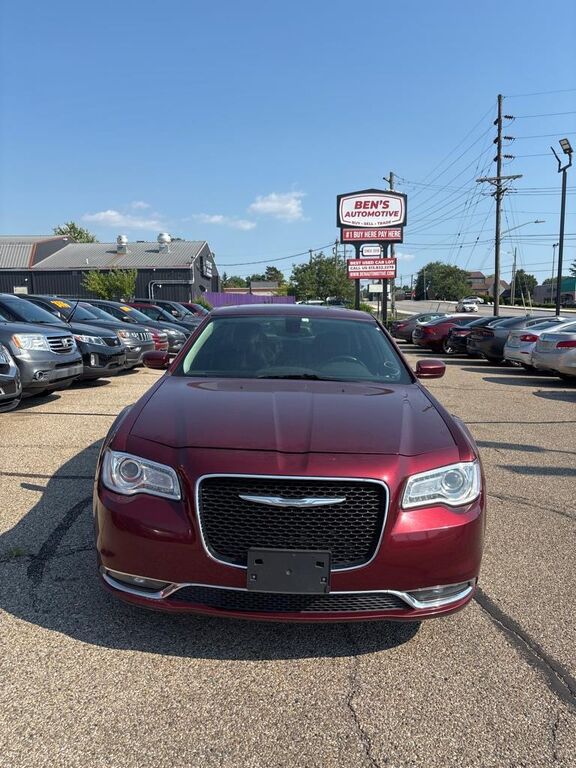 2016 CHRYSLER 300