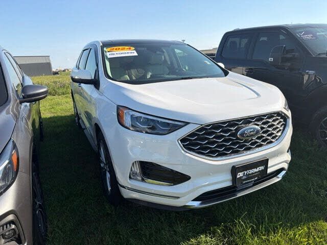 2024 FORD Edge