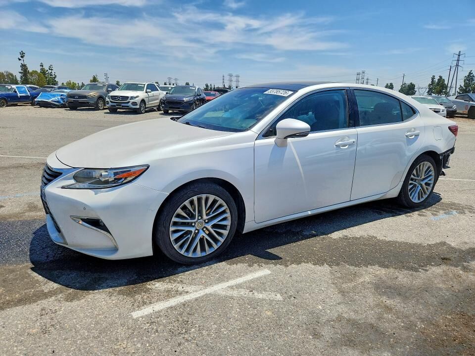 2016 LEXUS ES