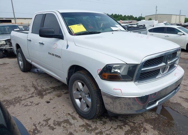 2012 DODGE Ram