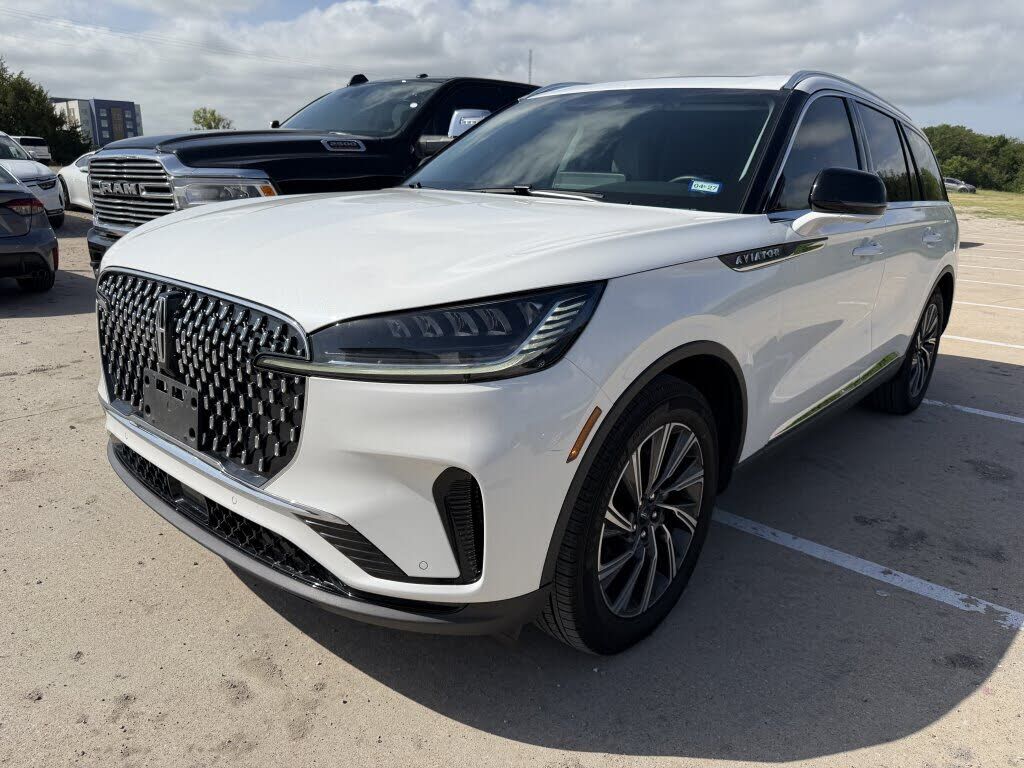 2025 LINCOLN Aviator