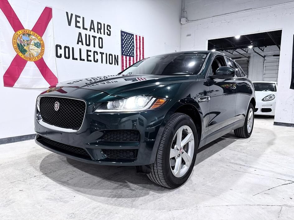 2017 JAGUAR F-Pace