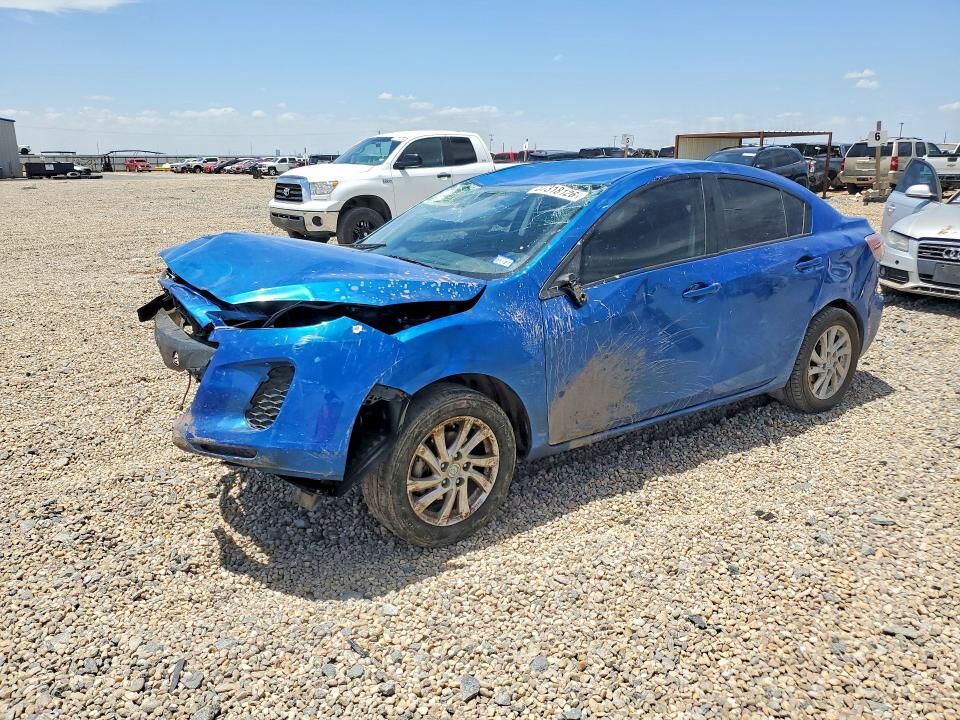 2012 MAZDA Mazda3