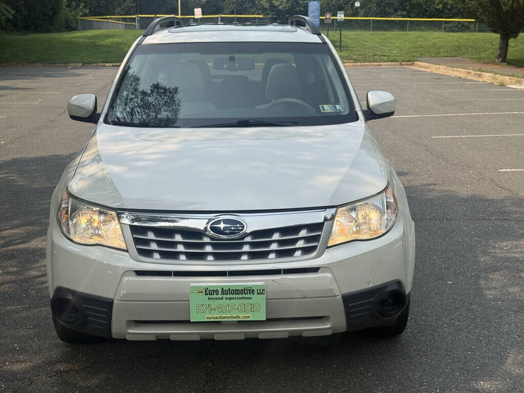 2013 SUBARU Forester