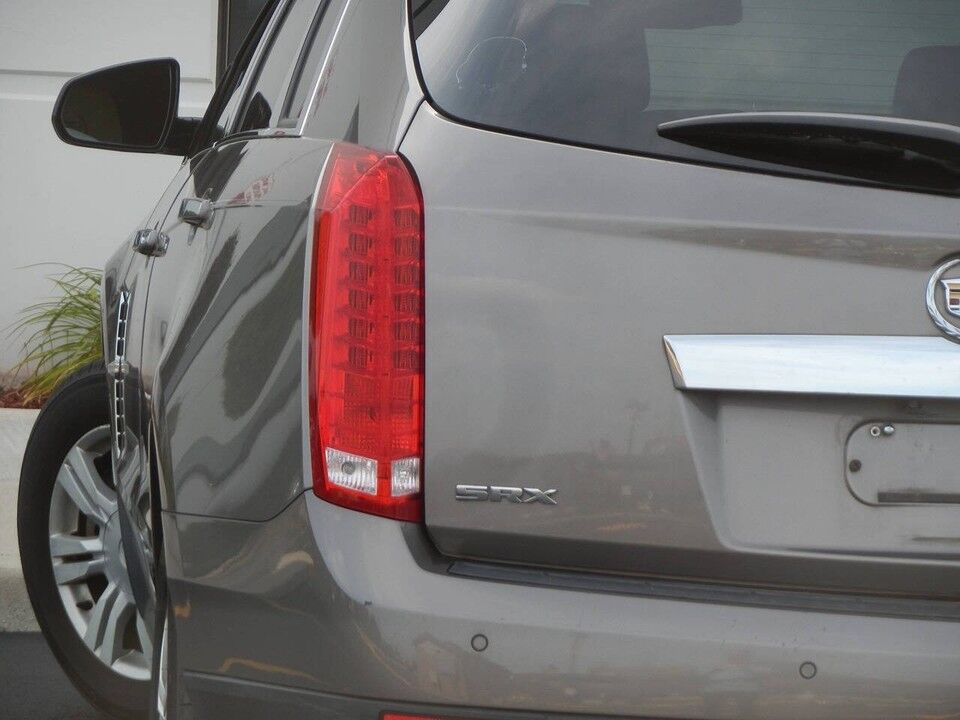2011 CADILLAC SRX