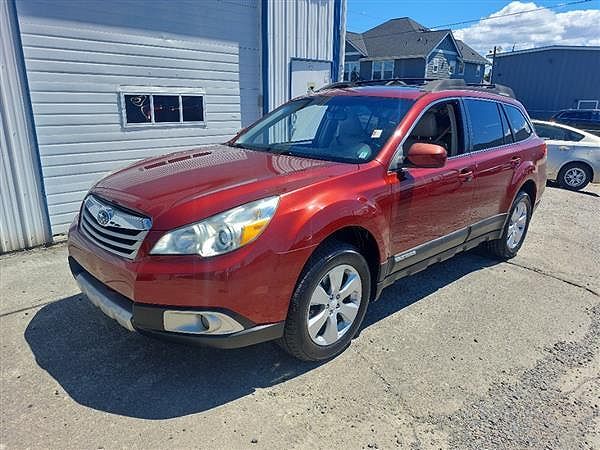 2011 SUBARU Outback
