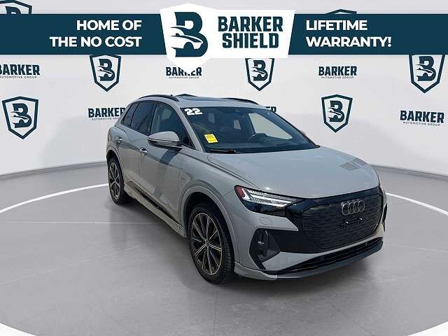 2022 AUDI Q4