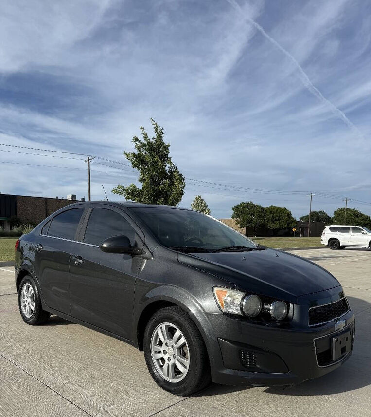 2016 CHEVROLET Sonic