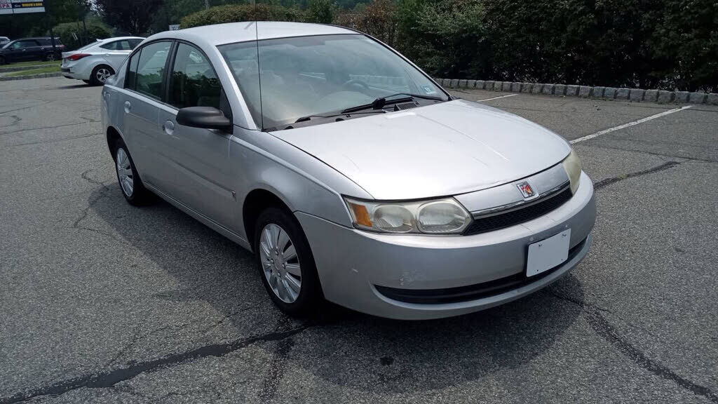 2004 SATURN Ion
