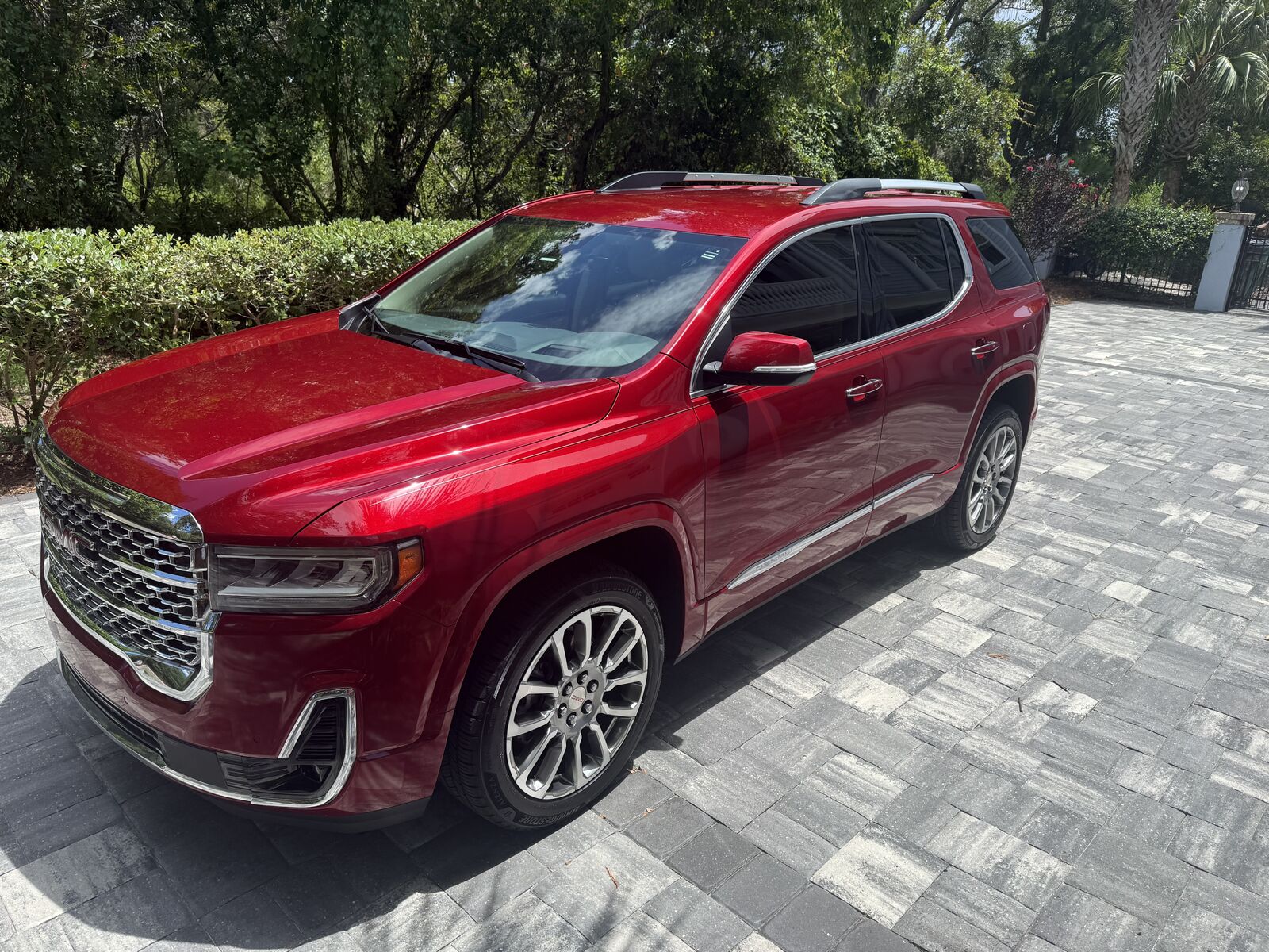 2023 GMC Acadia
