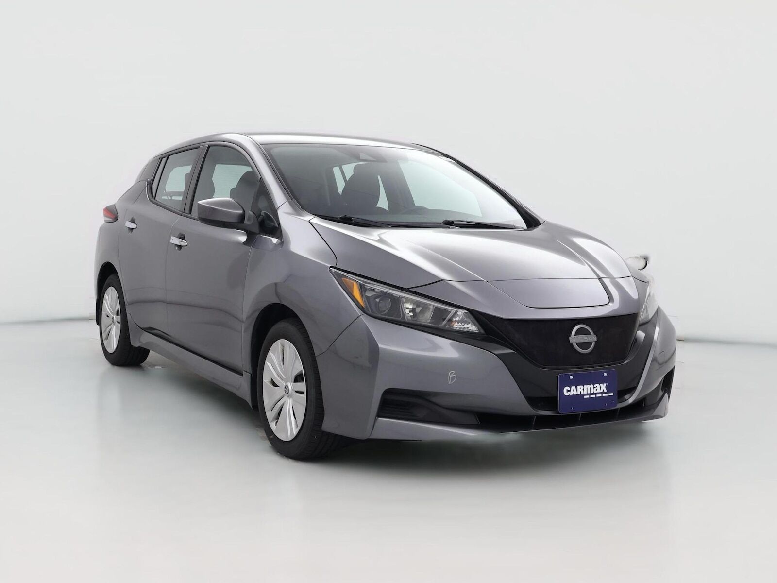 2023 NISSAN Leaf