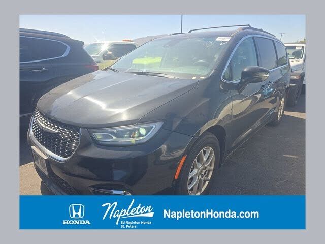 2022 CHRYSLER Pacifica