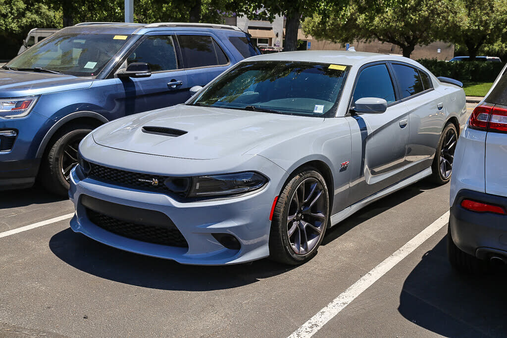 2022 DODGE Charger