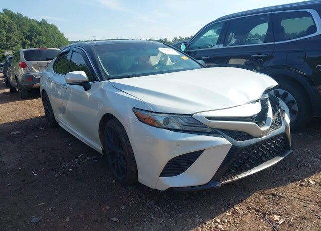 2018 TOYOTA Camry