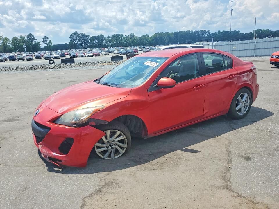 2013 MAZDA Mazda3