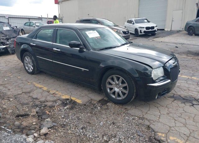 2010 CHRYSLER 300C