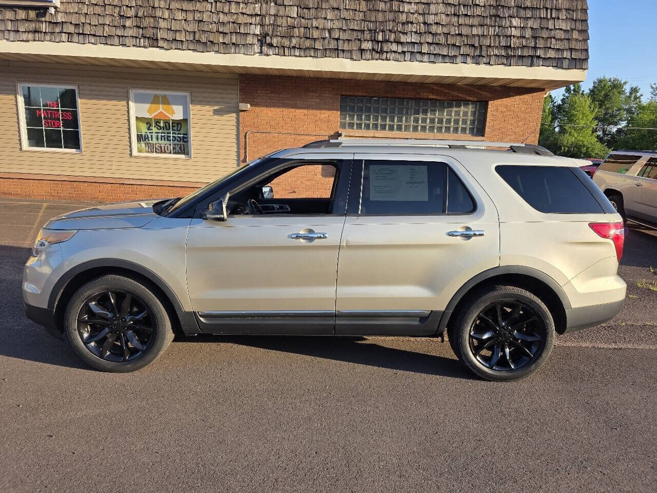 2011 FORD Explorer