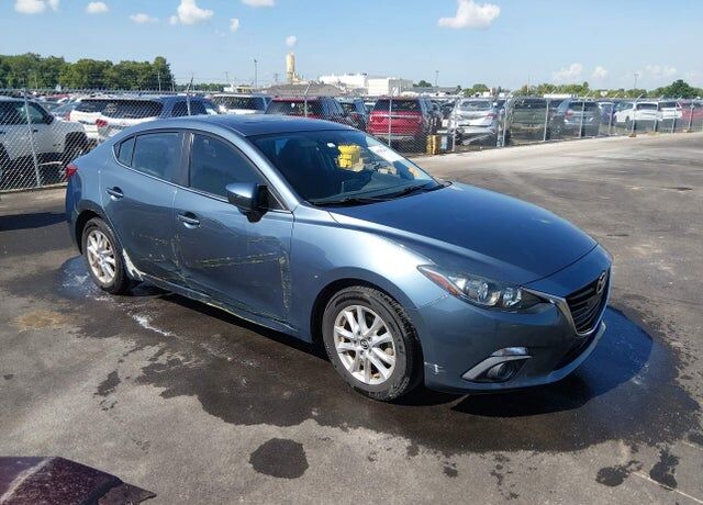 2016 MAZDA Mazda3