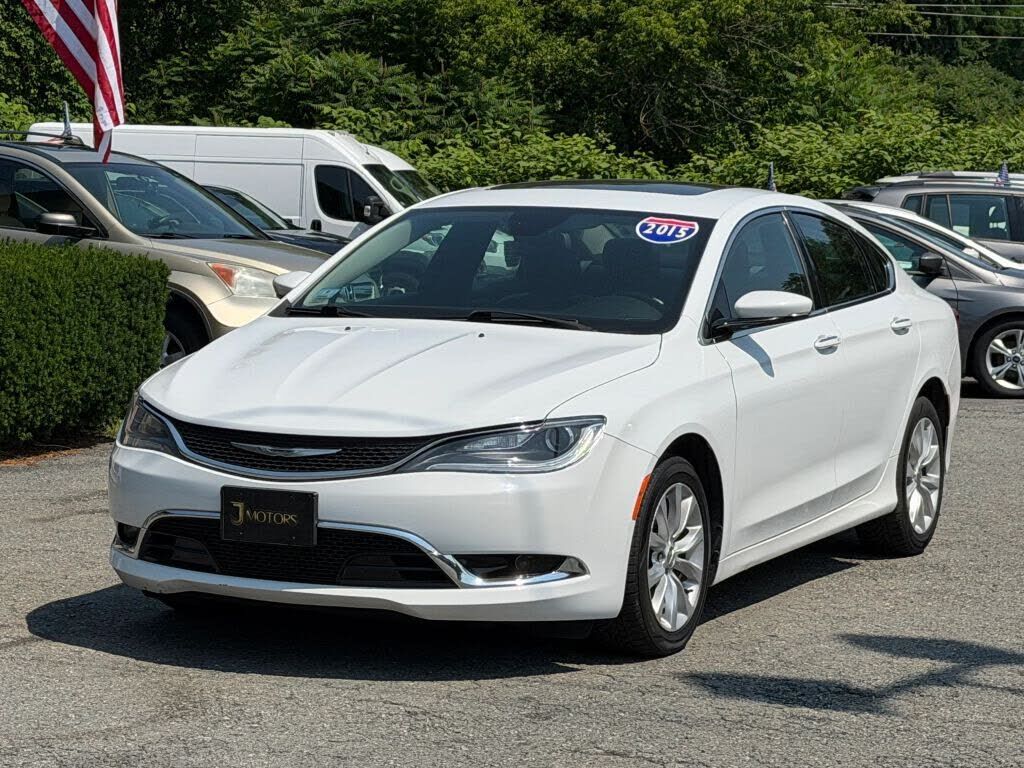 2015 CHRYSLER 200