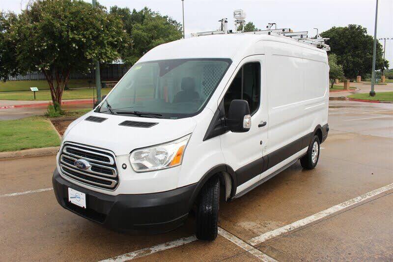 2019 FORD Transit