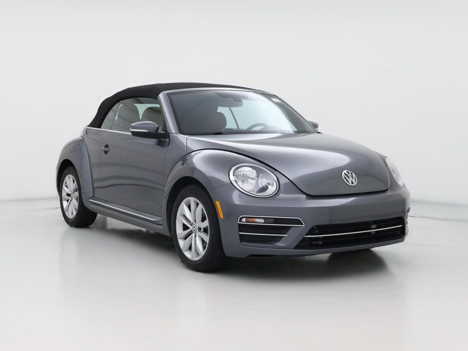2017 VOLKSWAGEN Beetle