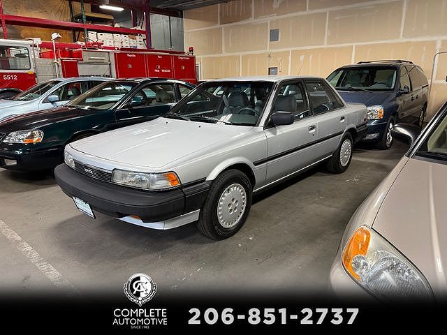 1988 TOYOTA Camry
