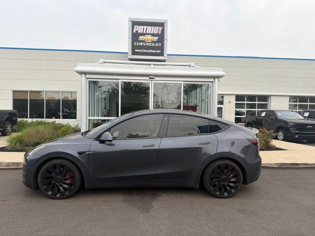 2021 TESLA Model Y