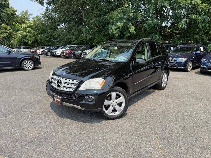 2011 MERCEDES-BENZ M-Class