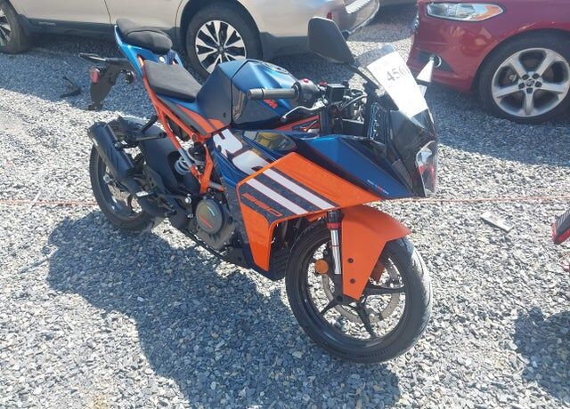 2024 KTM RC