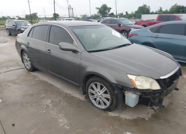 2006 TOYOTA Avalon