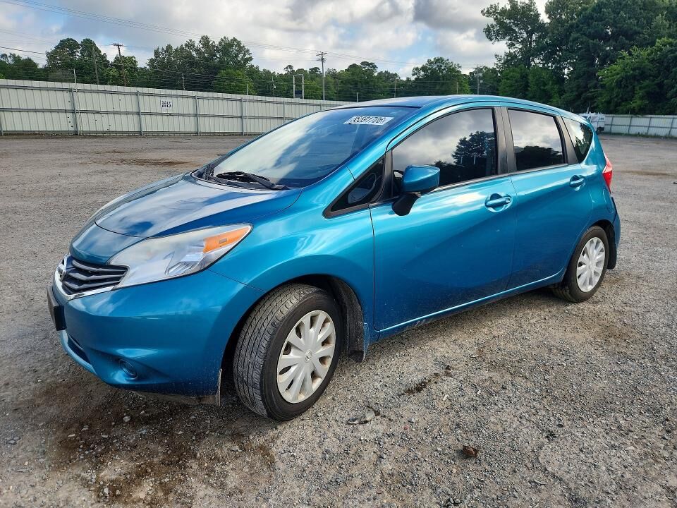 2015 NISSAN Versa