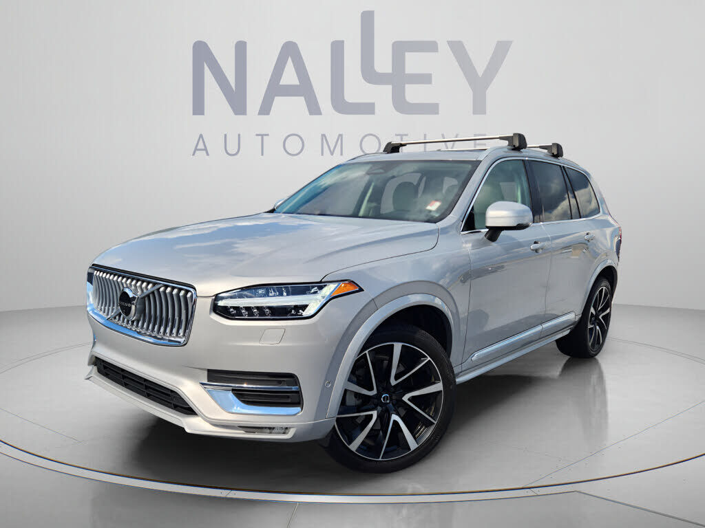 2023 VOLVO XC90