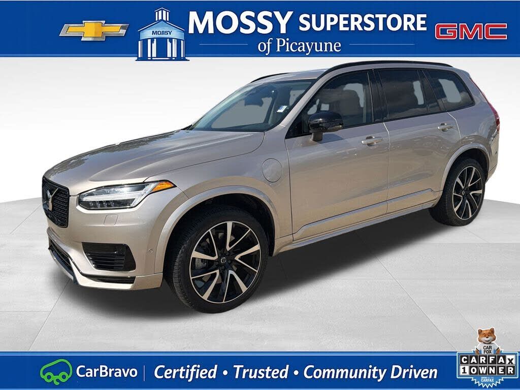 2023 VOLVO XC90