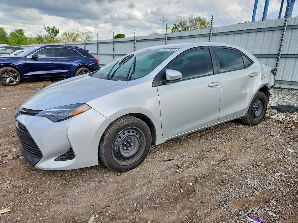 2018 TOYOTA Corolla