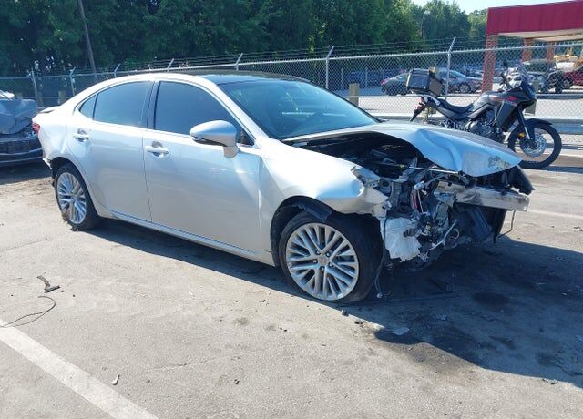 2014 LEXUS ES