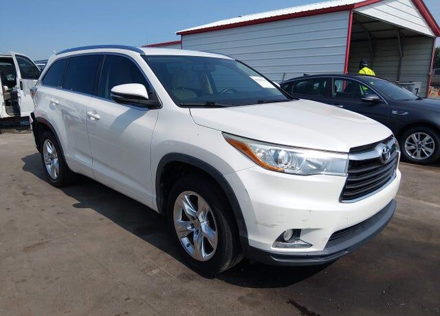 2014 TOYOTA Highlander