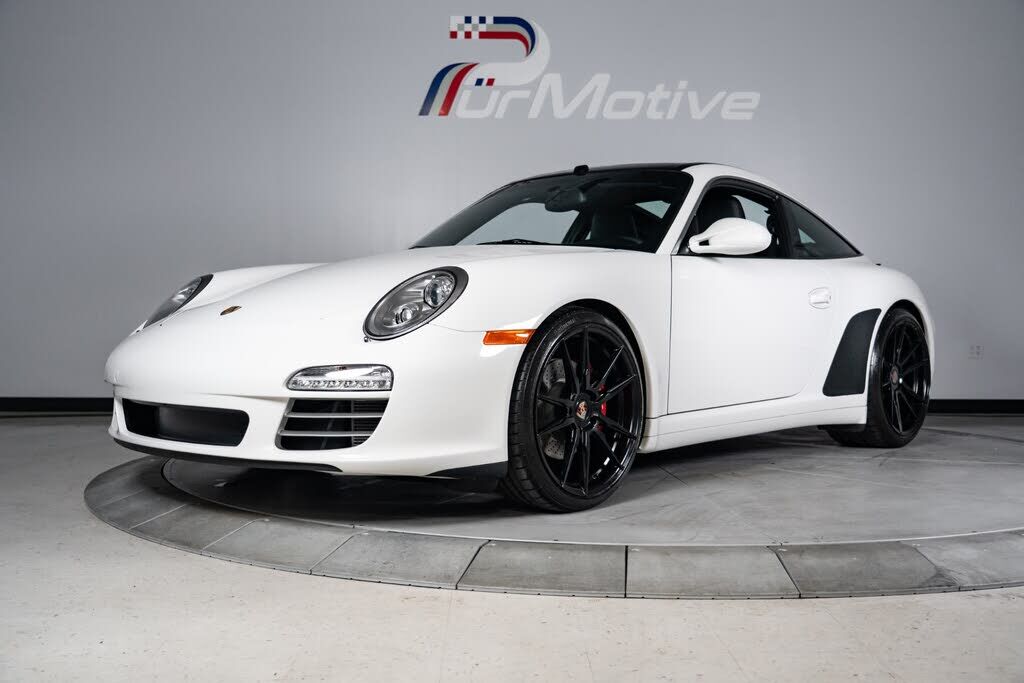 2012 PORSCHE 911