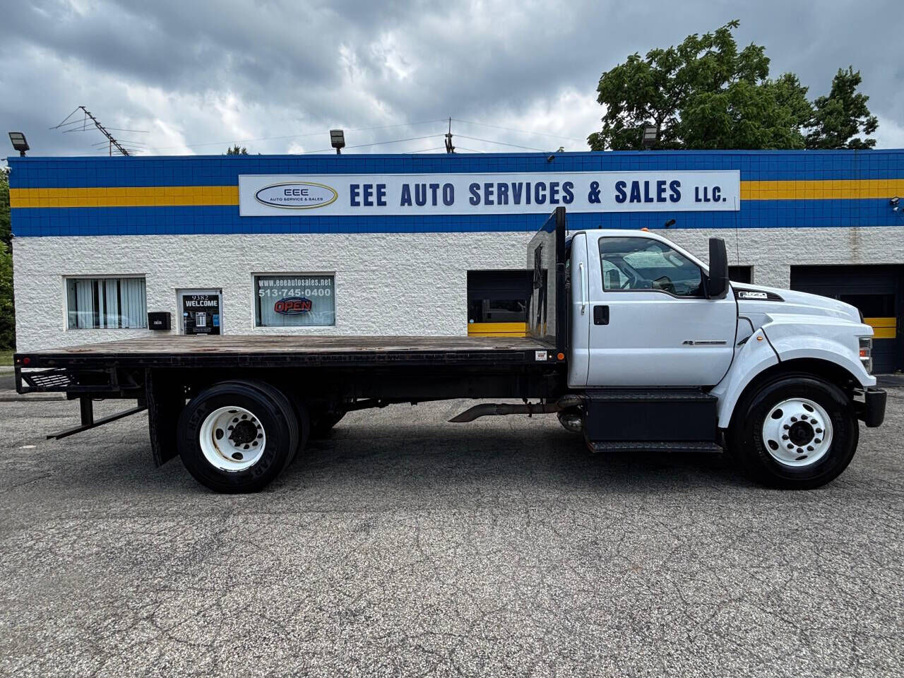 2017 FORD F-650