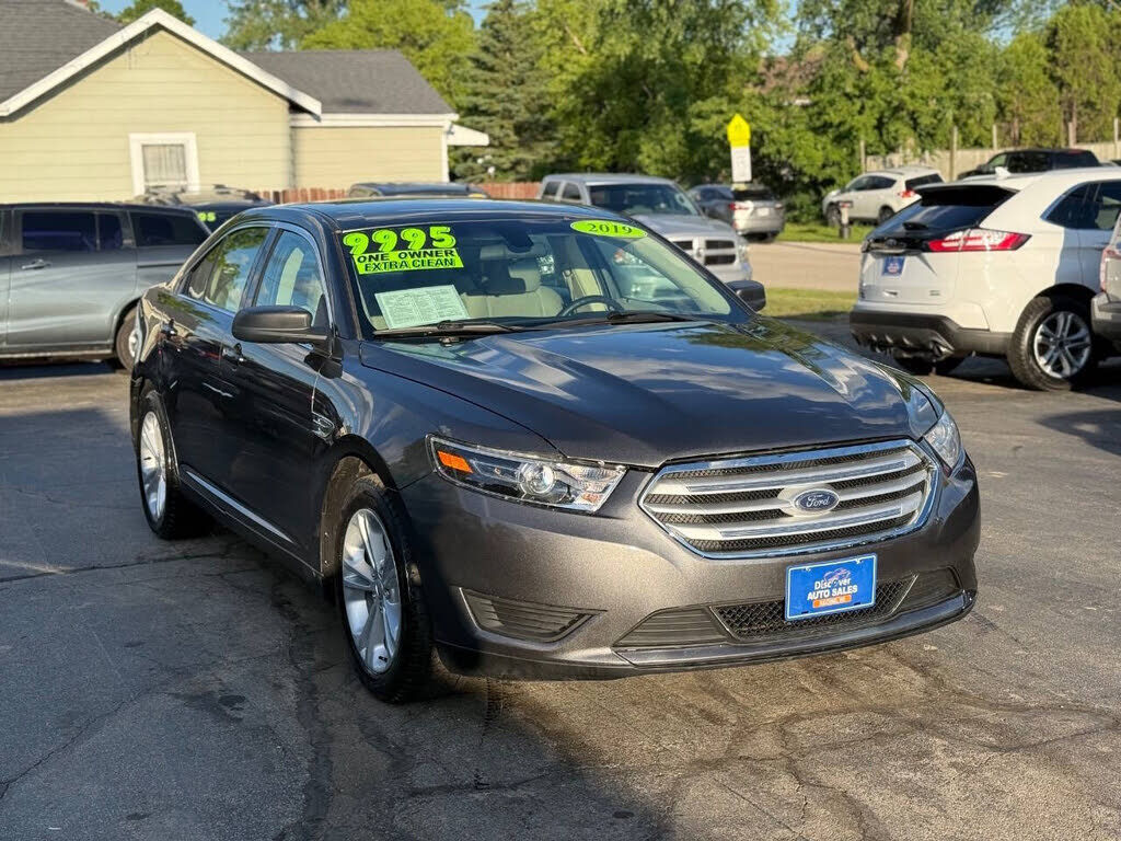 2019 FORD Taurus